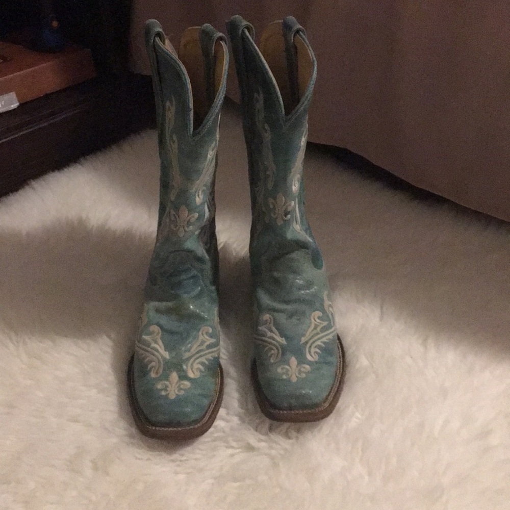 Women’s Cowgirl Boots